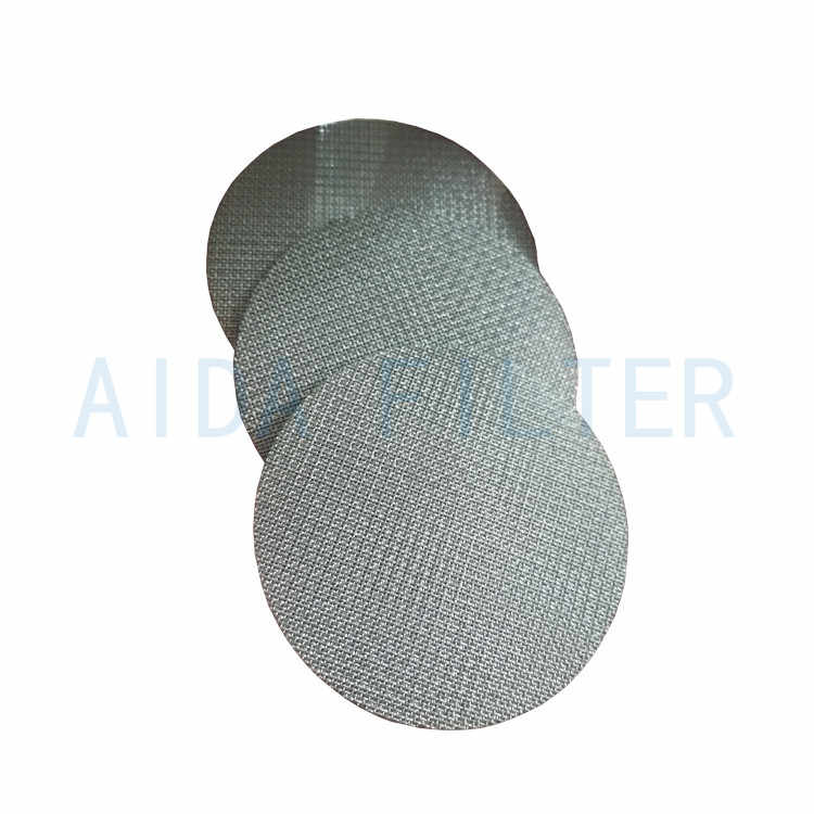 Three-layer metal sintered mesh for air filter